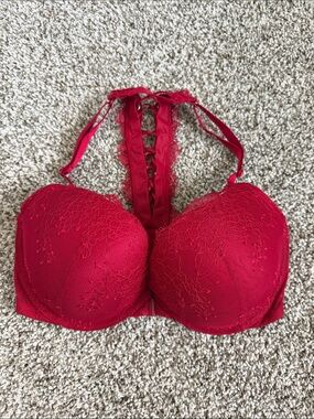 Victoria's Secret Red Lace snap front  Push-Up Racerback Bra